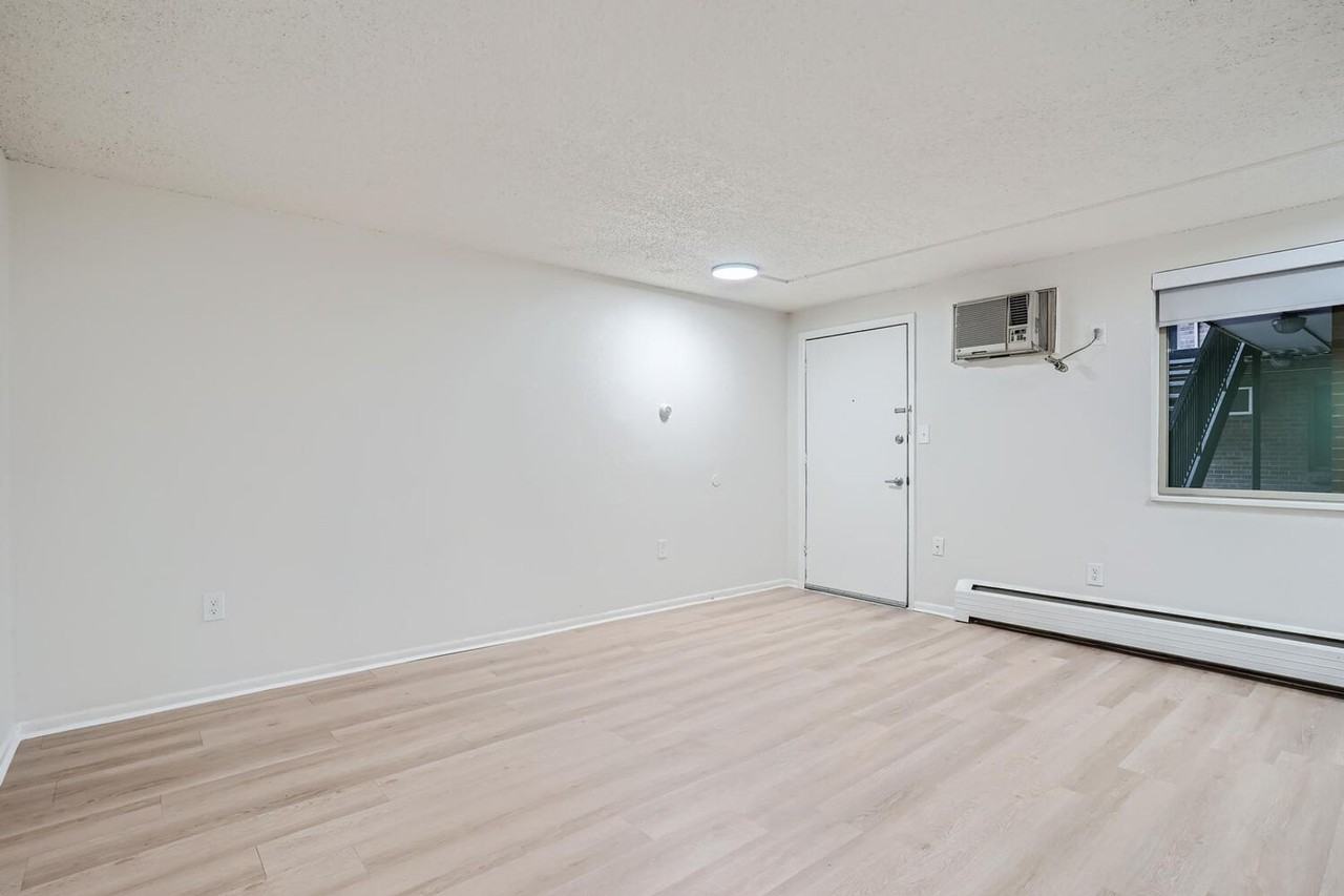 Miner Court - Photo 4 of 20