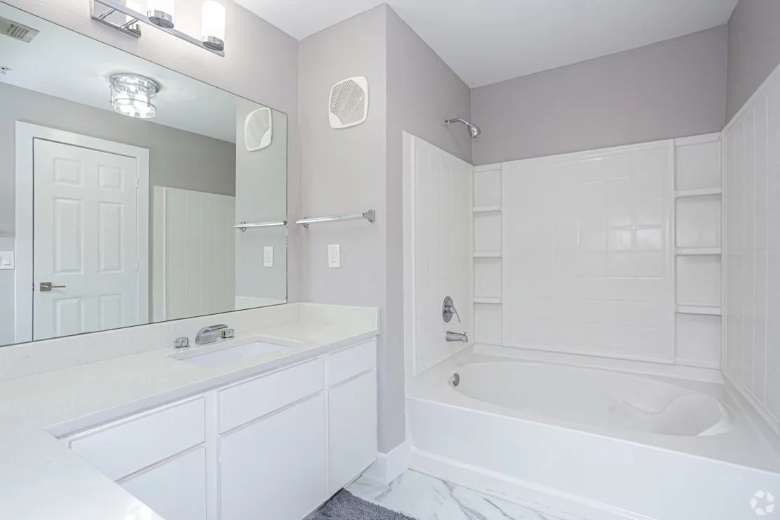 3606 Kaliste Saloom Rd #11 - Photo 6 of 8