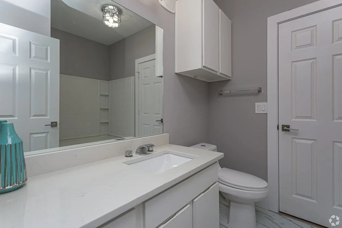 3606 Kaliste Saloom Rd #22 - Photo 7 of 9