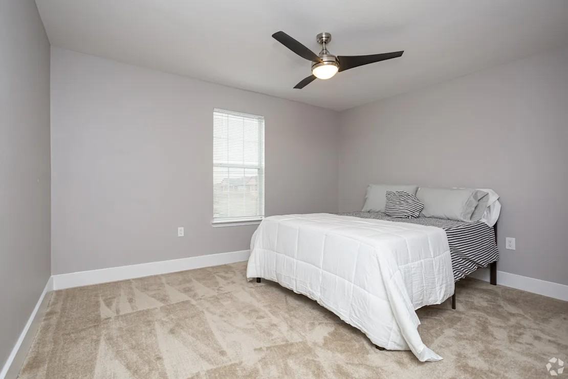 3606 Kaliste Saloom Rd #32 - Photo 6 of 10