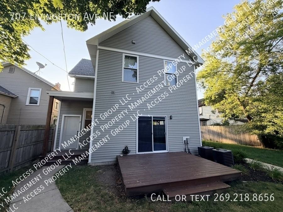 707 Livingston Ave Ne #2 - Photo 2 of 38