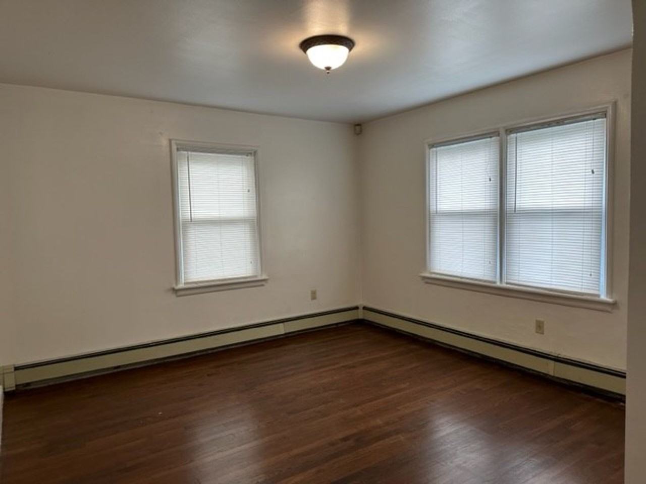 704 Hogestown Rd - Photo 4 of 14