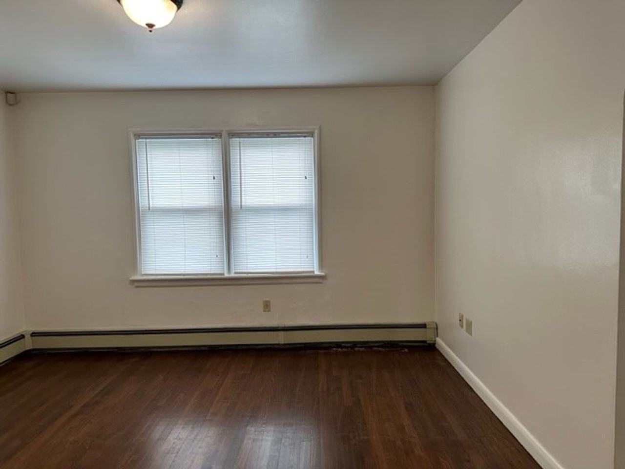 704 Hogestown Rd - Photo 5 of 14