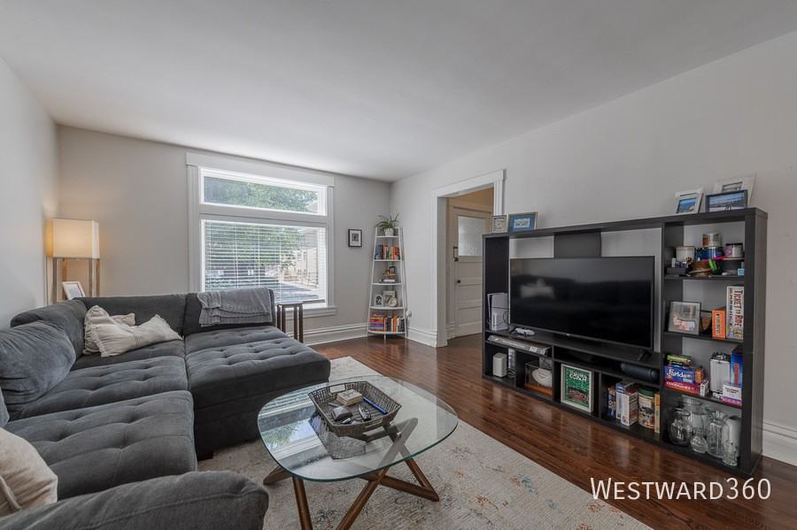 25 6th Ave #1 - Photo 3 of 11