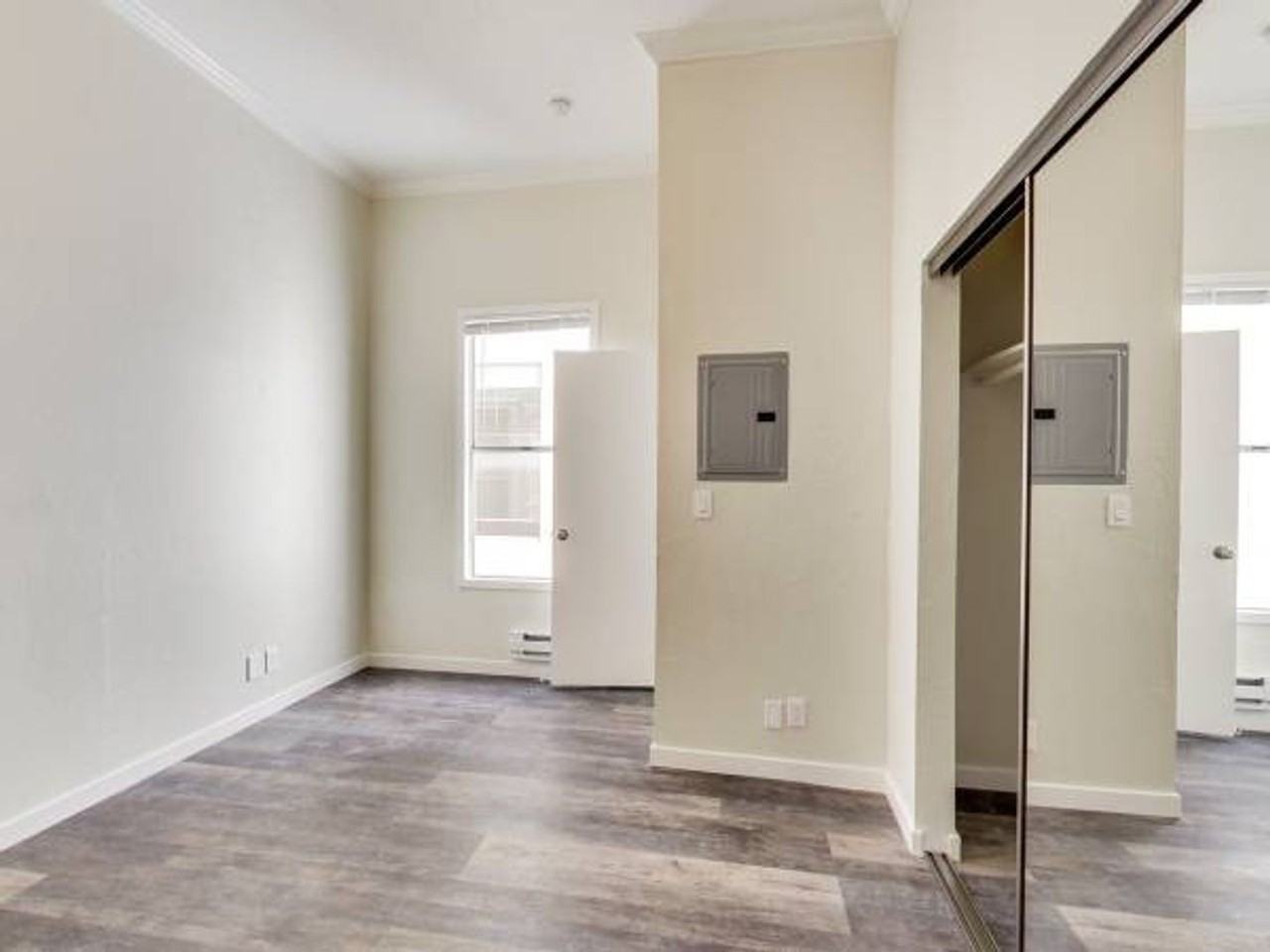 2228 Union St #207 - Photo 5 of 11