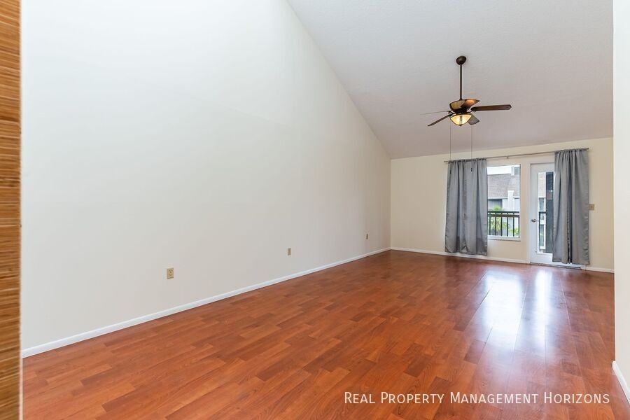 251 Fenwick Dr #14 - Photo 7 of 26