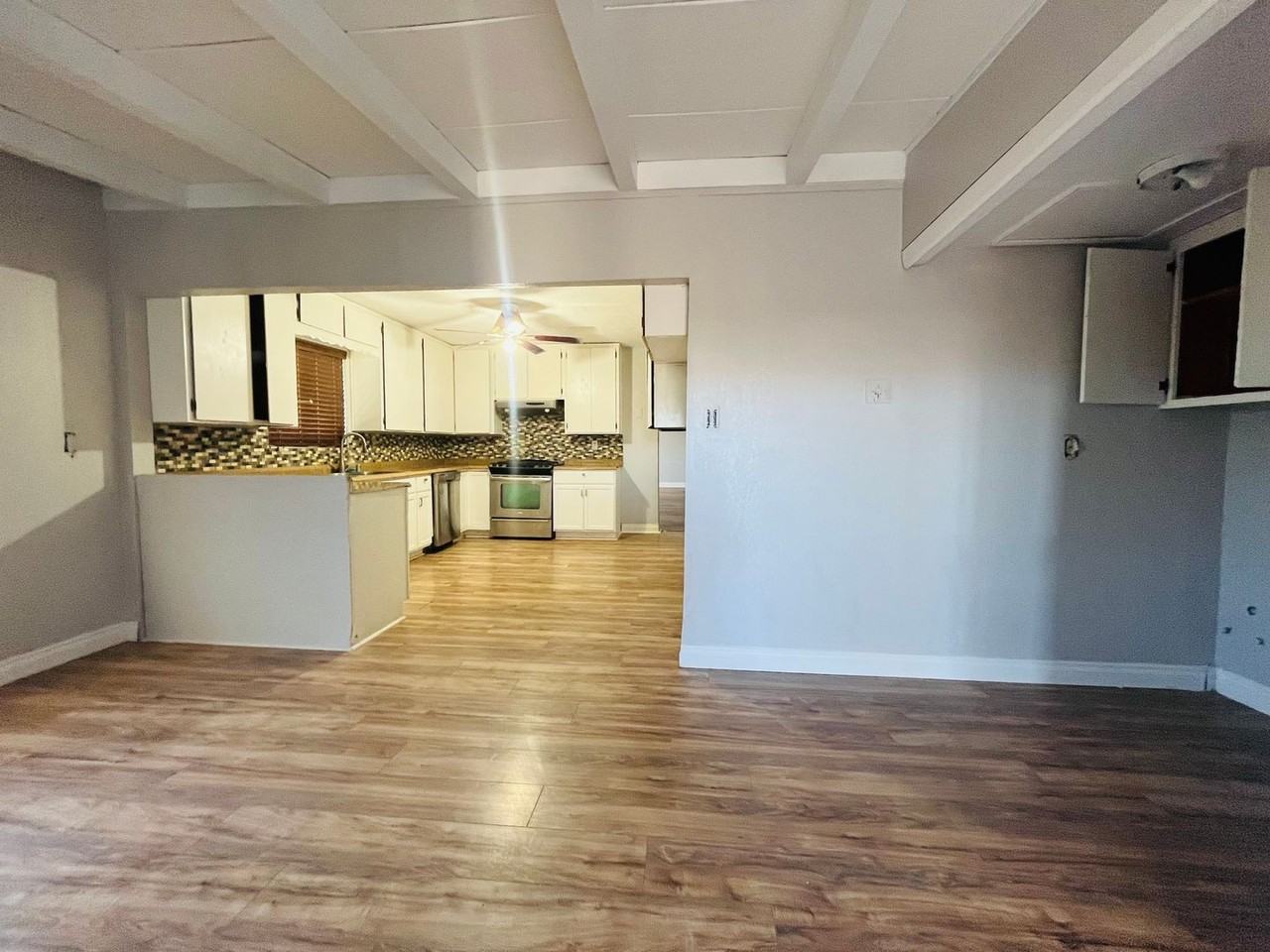 34476 Western Dr - Photo 3 of 14
