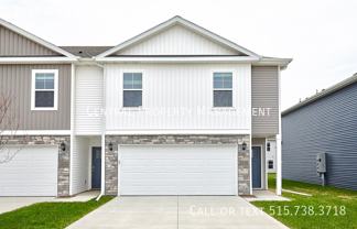 1044 Maple St - Photo 1 of 1