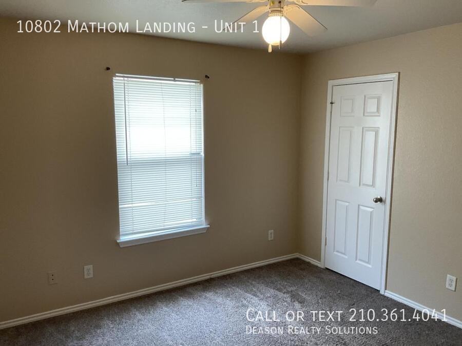 10802 Mathom Lndg #1 - Photo 6 of 12