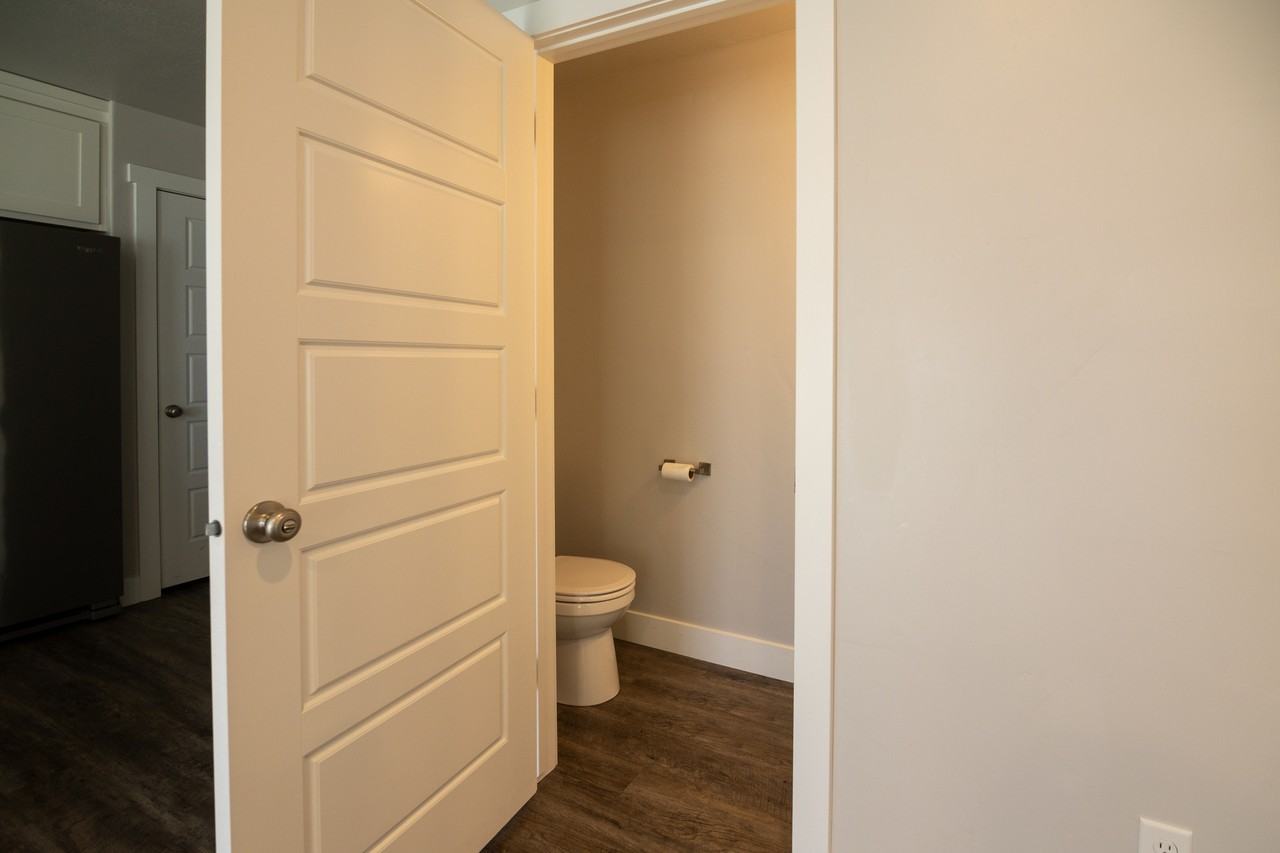 4156 S 2825 W - Photo 6 of 33