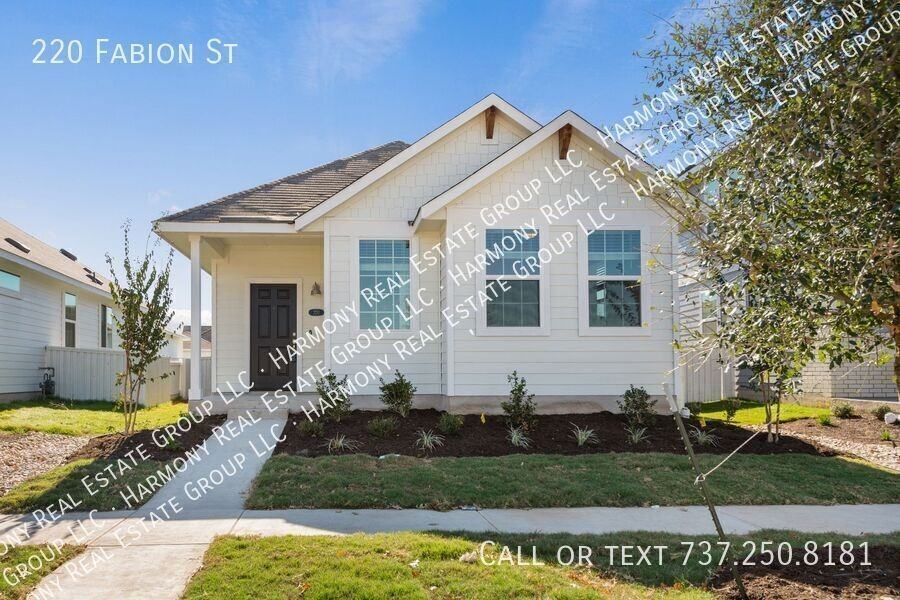 220 Fabion St - Photo 3 of 33