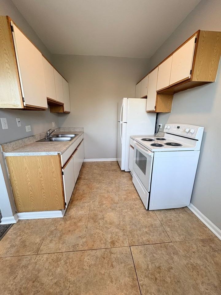 Pine North - Photo 3 of 20