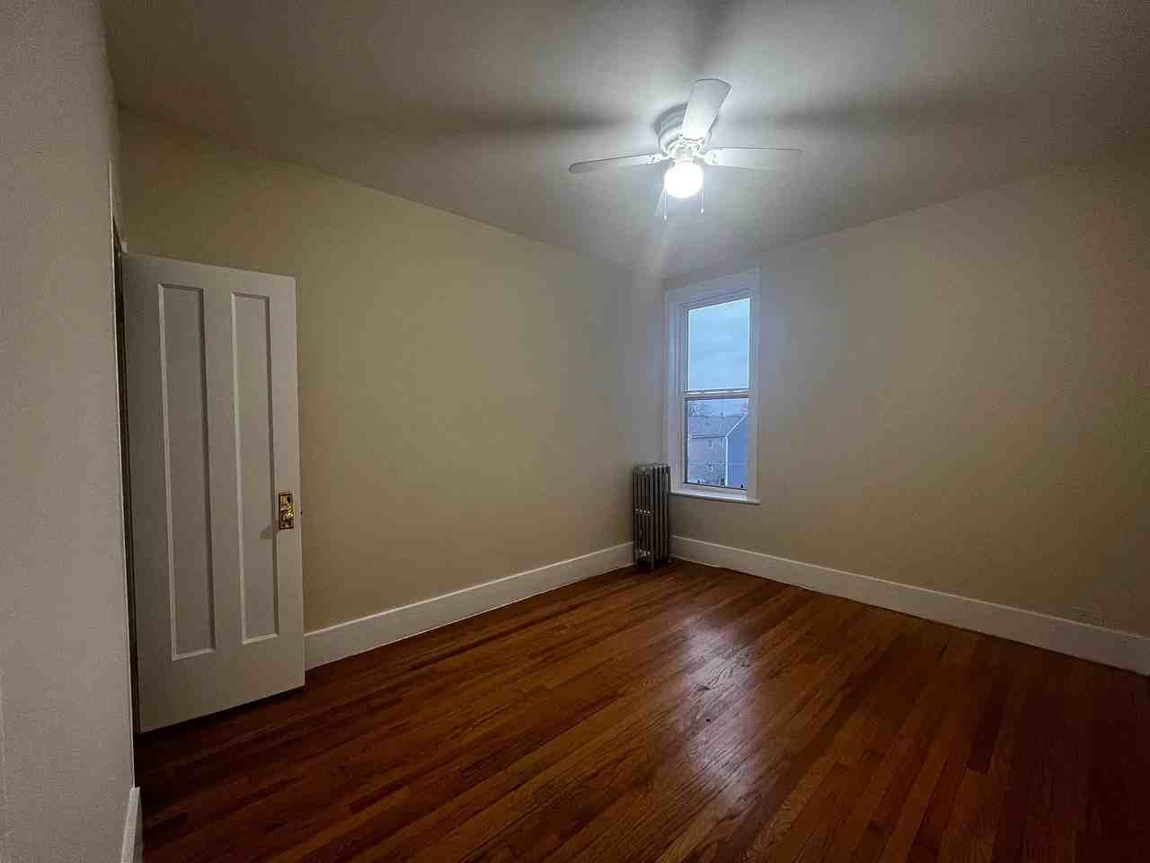4306 W Shakespeare Ave #3 - Photo 3 of 8