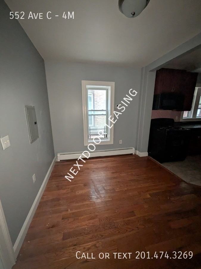 552 Avenue C #4M - Photo 5 of 8