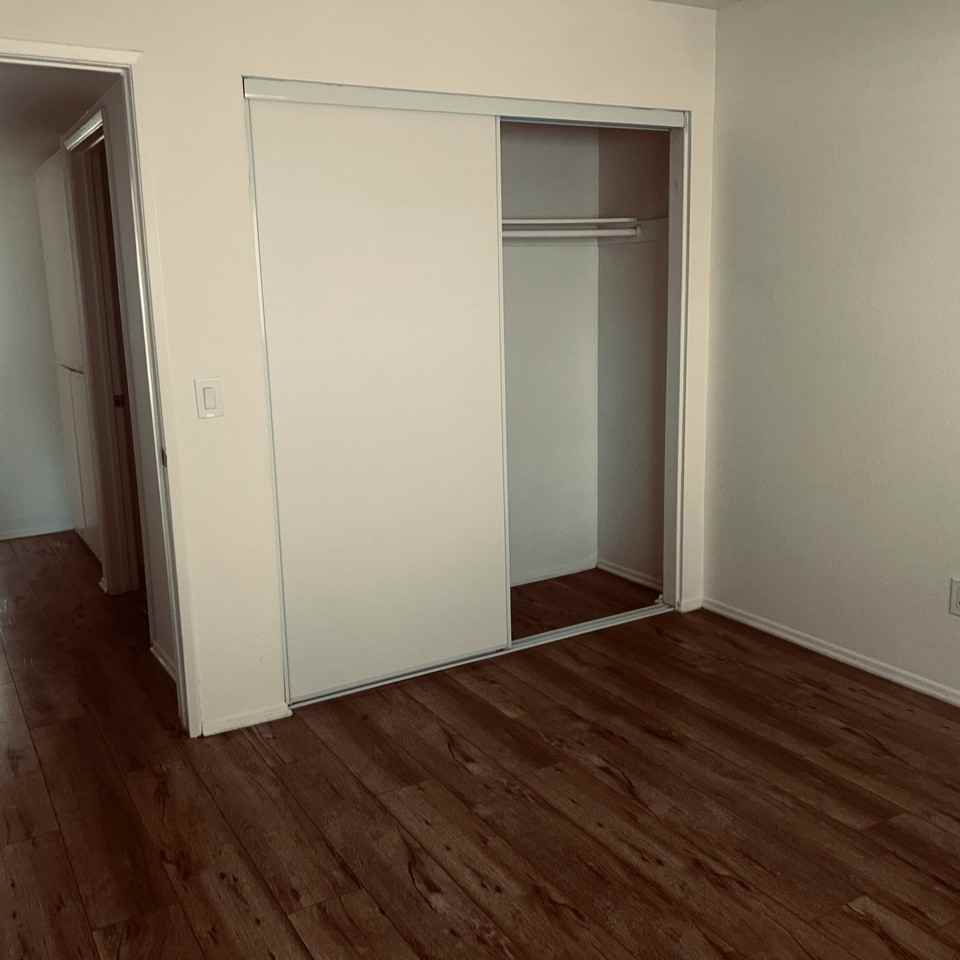5224 Kester Ave #9 - Photo 3 of 11