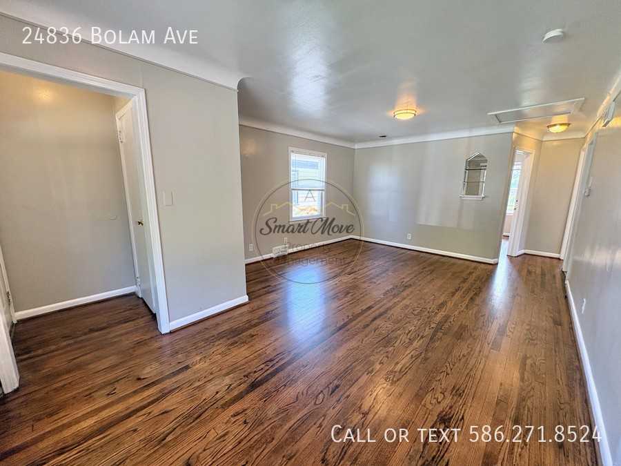 24836 Bolam Ave - Photo 2 of 14