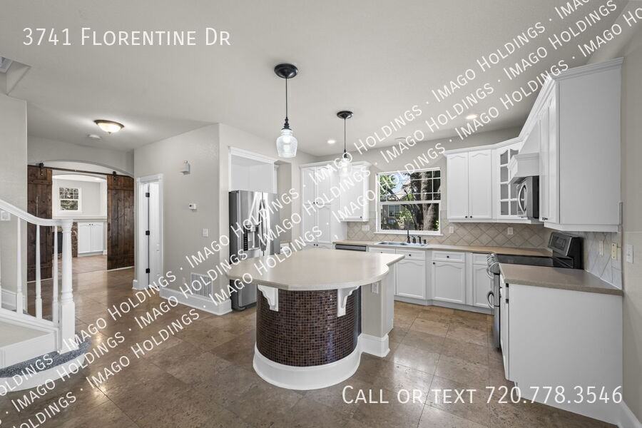 3741 Florentine Dr - Photo 4 of 34