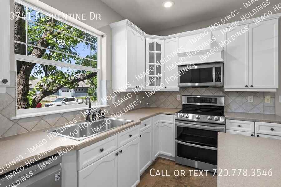 3741 Florentine Dr - Photo 7 of 34