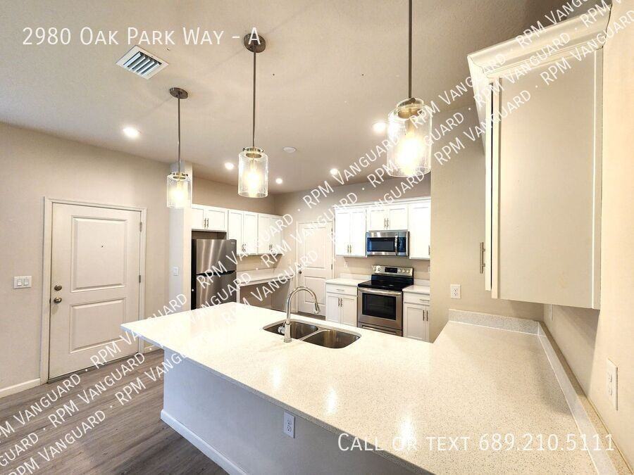 2980 Oak Park Way #A - Photo 3 of 19