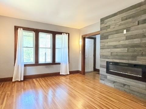 693 Partington Ave #MAIN - Photo 2 of 10