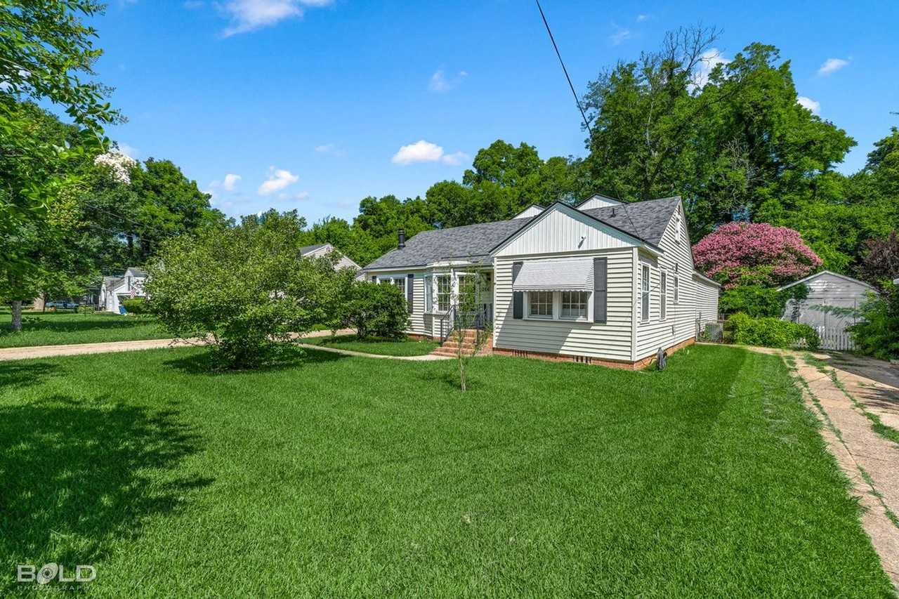 266 Carrollton Ave - Photo 4 of 42