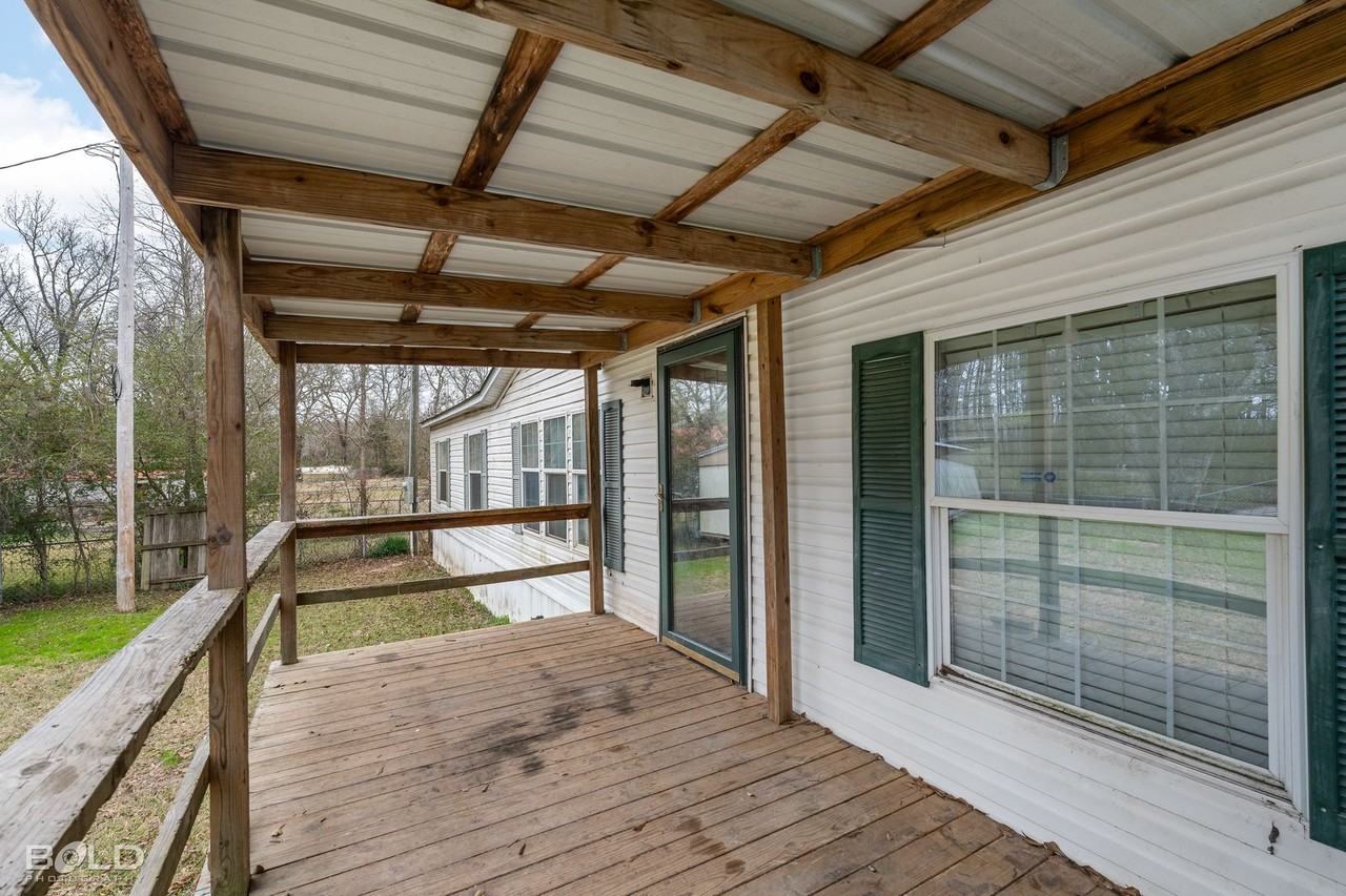 207 Moore St - Photo 5 of 28