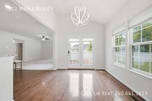 featured image of 7812 Maple Run Ct