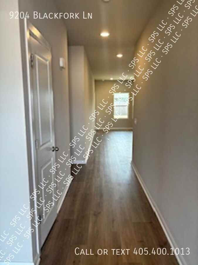 9204 Blackfork Ln - Photo 2 of 16