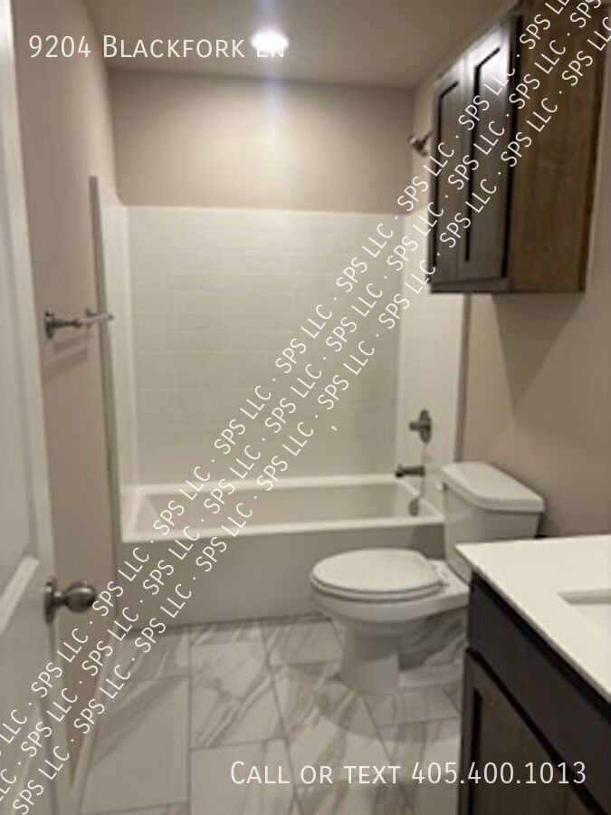 9204 Blackfork Ln - Photo 6 of 16