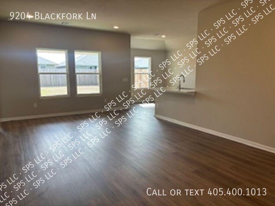 9204 Blackfork Ln - Photo 7 of 16