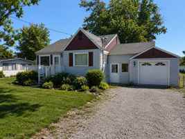 featured image of 701 S Evergreen Rd