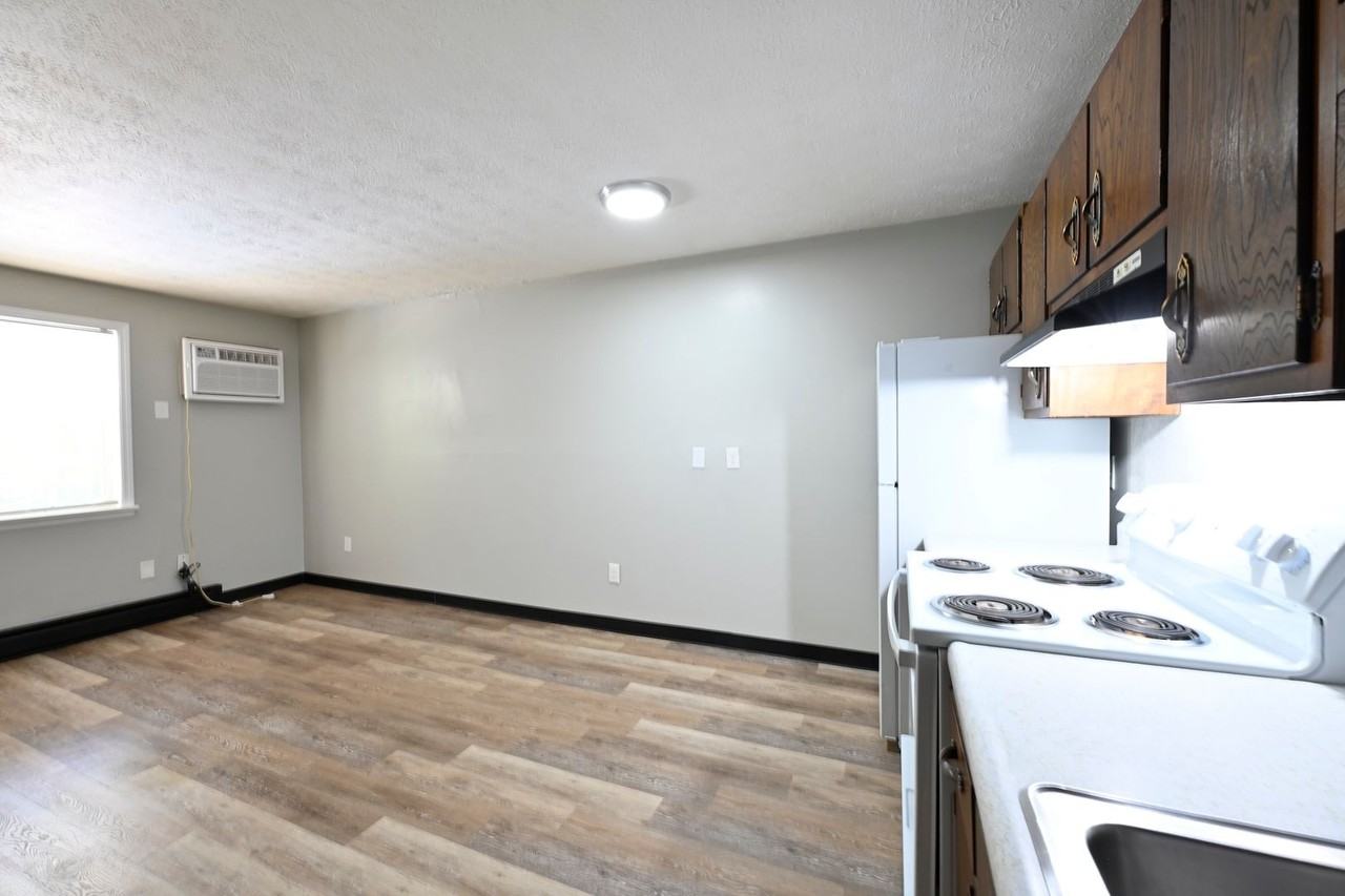 26 Sunnyslope Dr #26O - Photo 7 of 13
