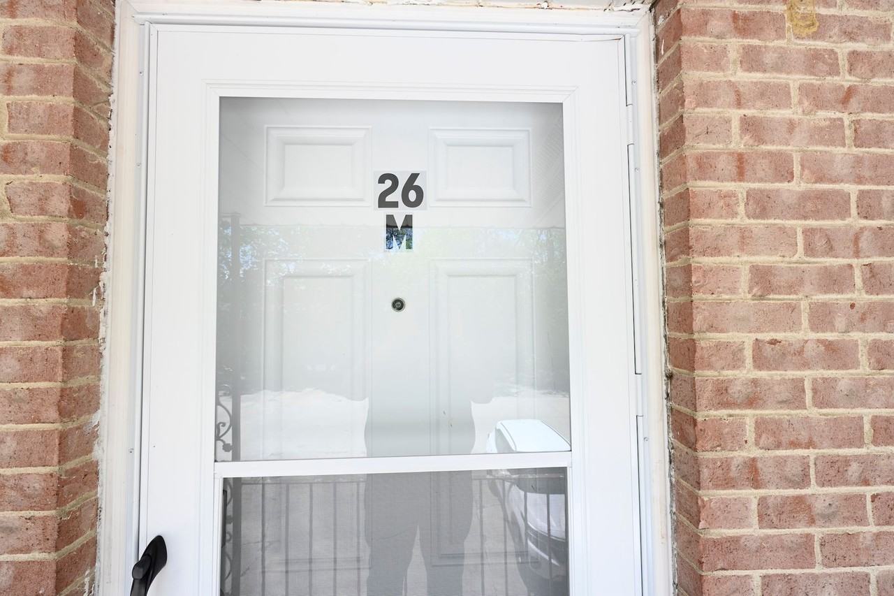 26 Sunnyslope Dr #26M - Photo 2 of 12