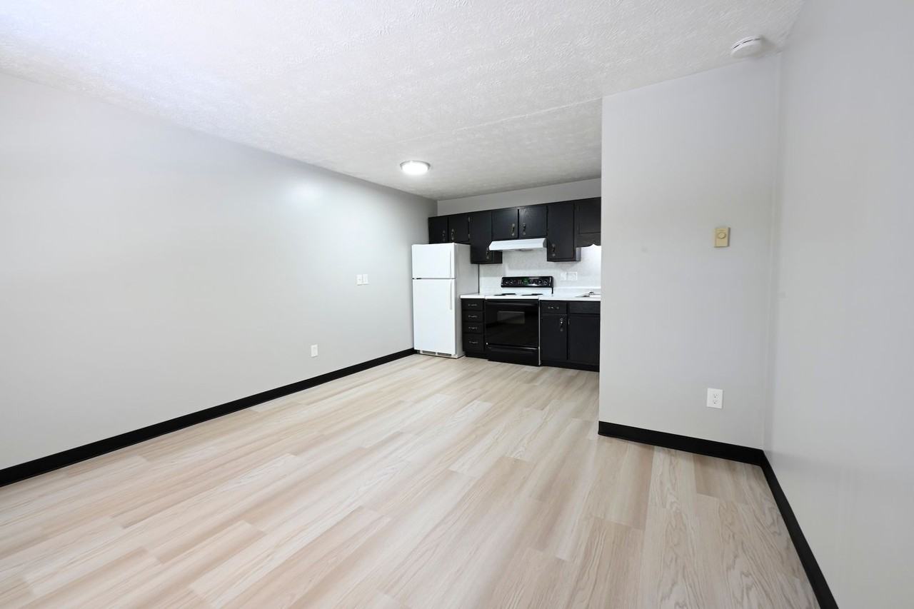 26 Sunnyslope Dr #26M - Photo 6 of 12