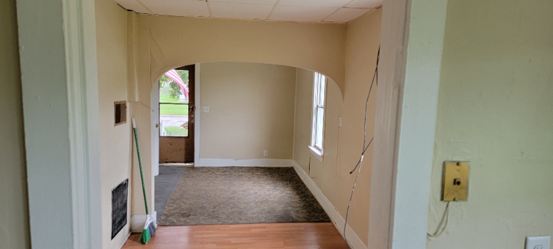 2023 Robinwood Ave - Photo 2 of 13