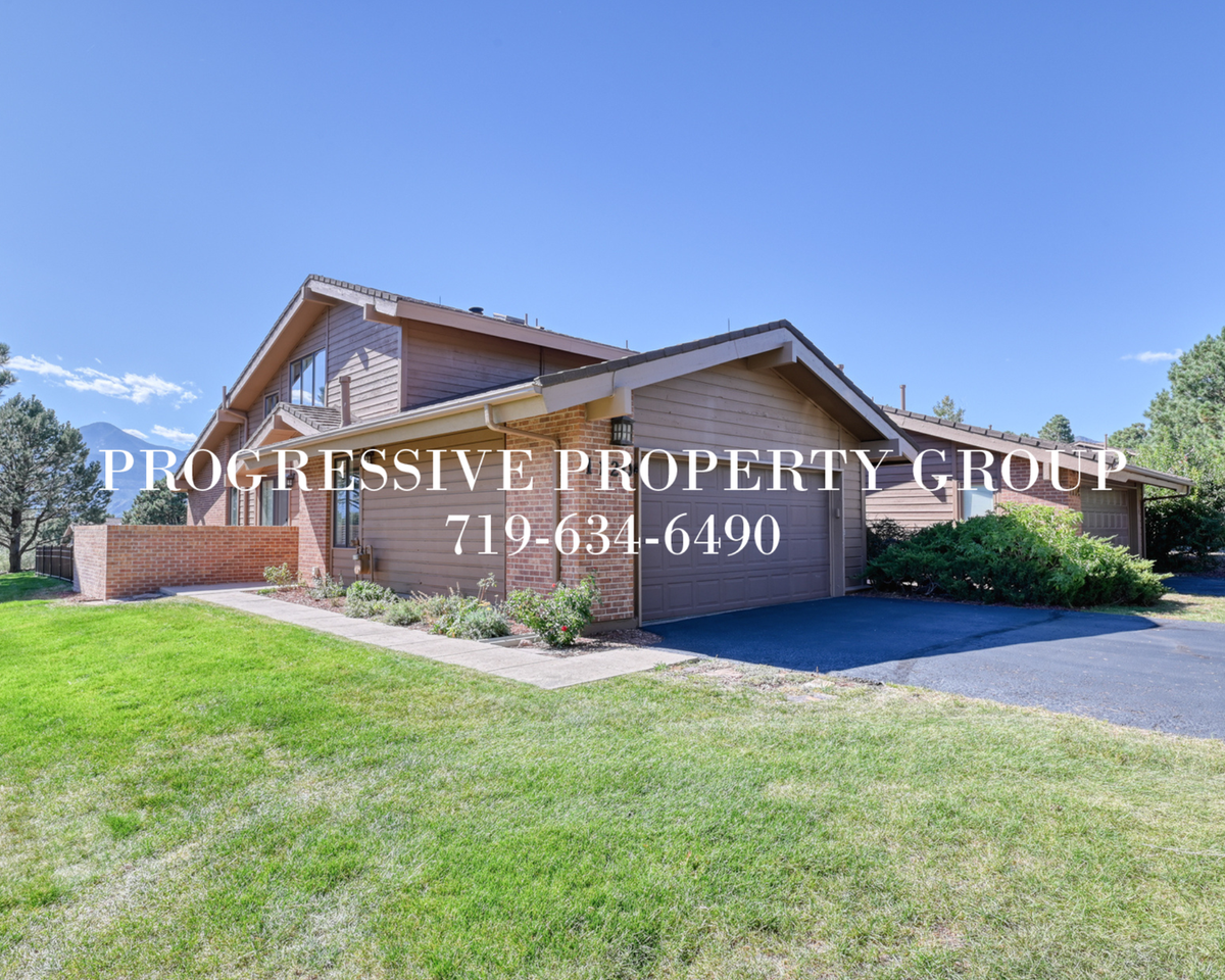1120 Hill Cir - Photo 2 of 27
