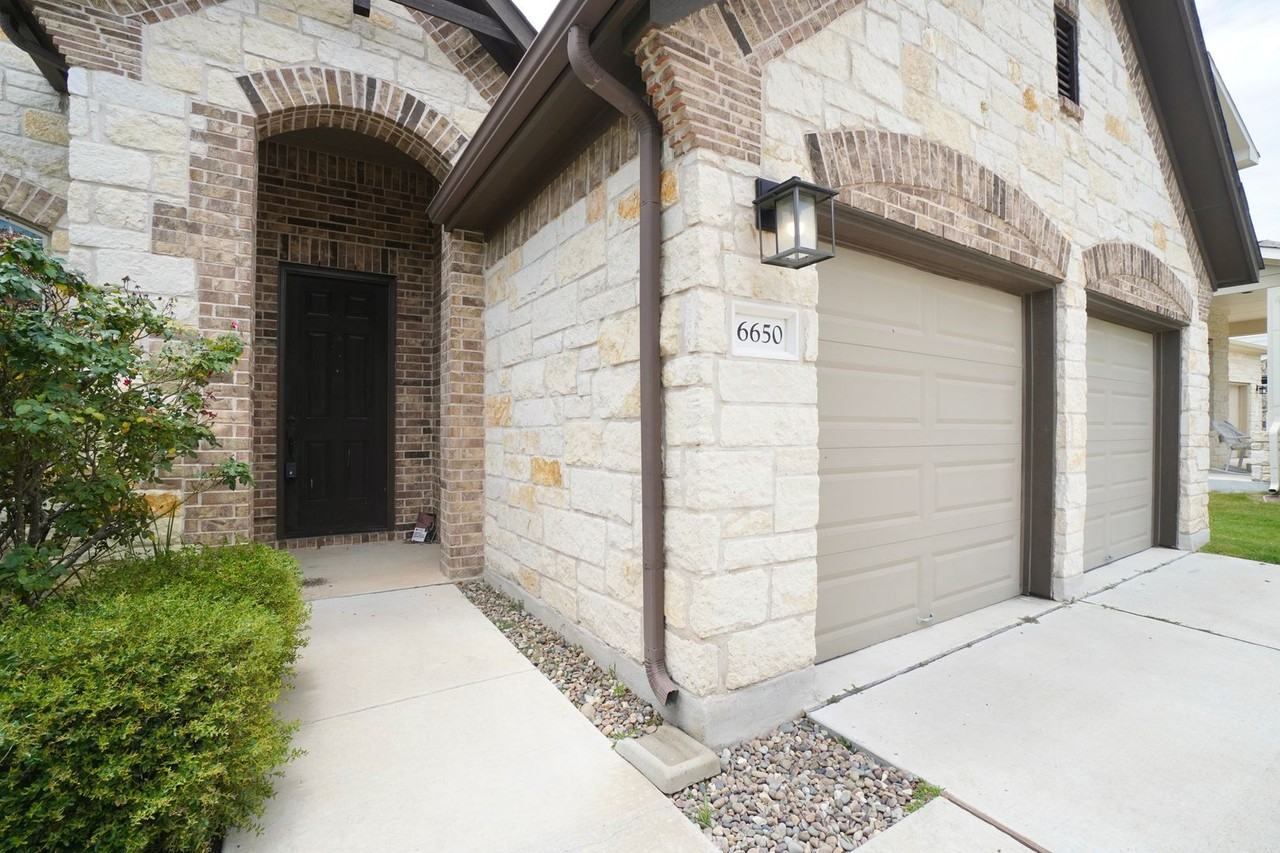 6650 Verona Pl - Photo 3 of 39