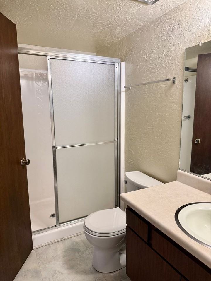 1629 Majestic Pines Dr - Photo 5 of 20