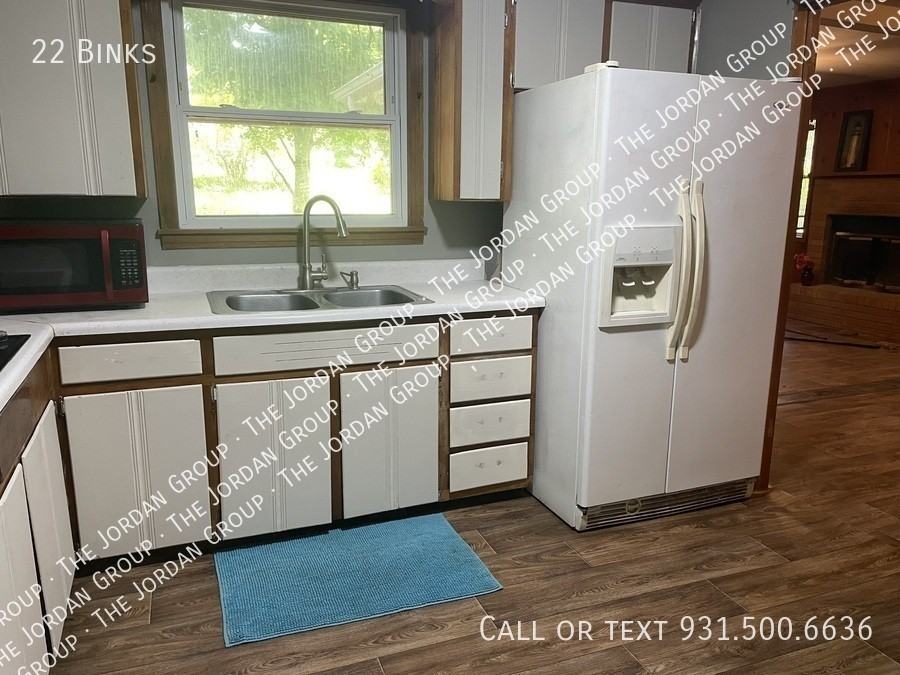 22 Binks Dr - Photo 6 of 15