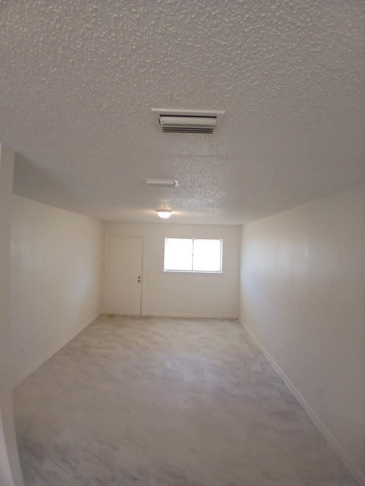 100 Plum Ave #12 - Photo 2 of 11