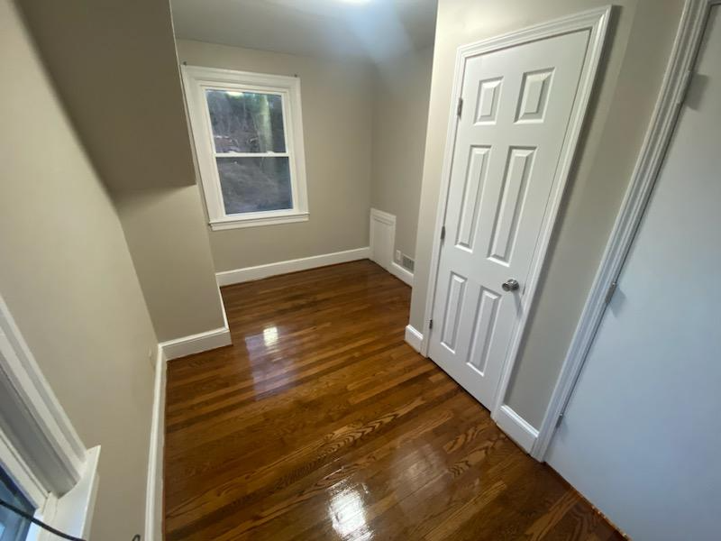843 Hundley St #B - Photo 4 of 11