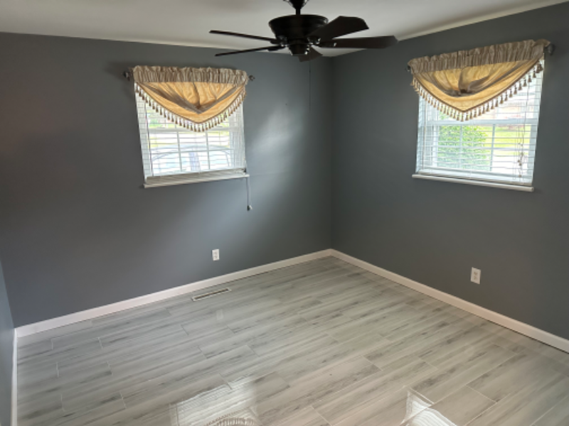 12083 Benadir Rd - Photo 4 of 13