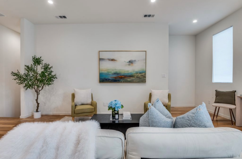 3812 San Jacinto St #207 - Photo 3 of 19