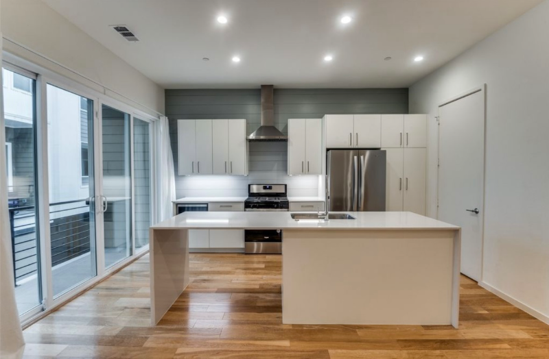 3812 San Jacinto St #207 - Photo 5 of 19