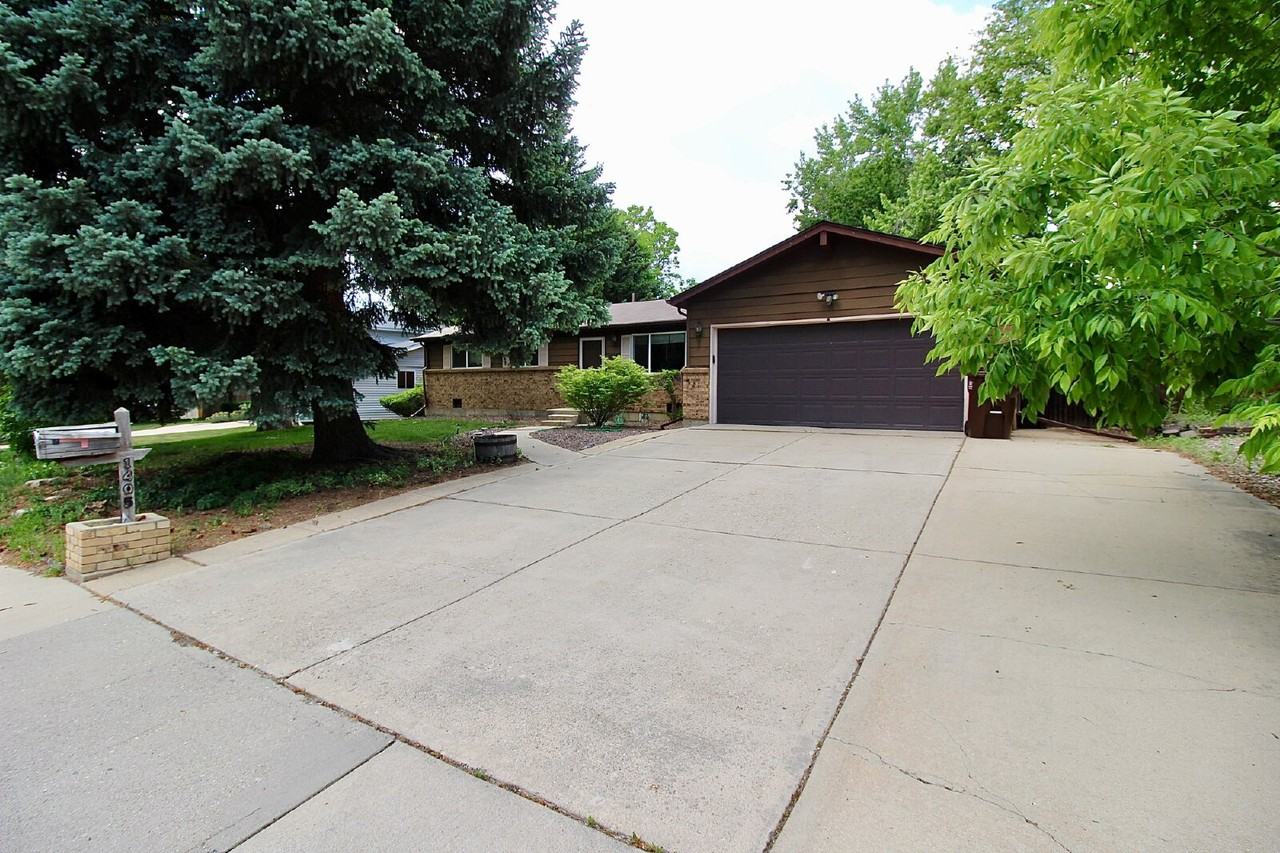 1405 Abilene Dr - Photo 2 of 25