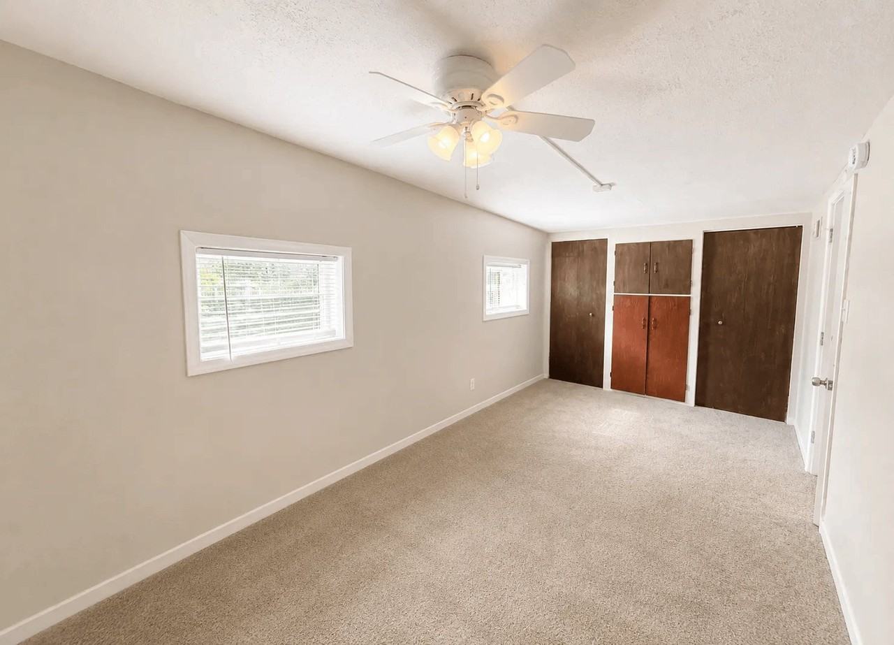 2415 W Vermijo Ave - Photo 3 of 5