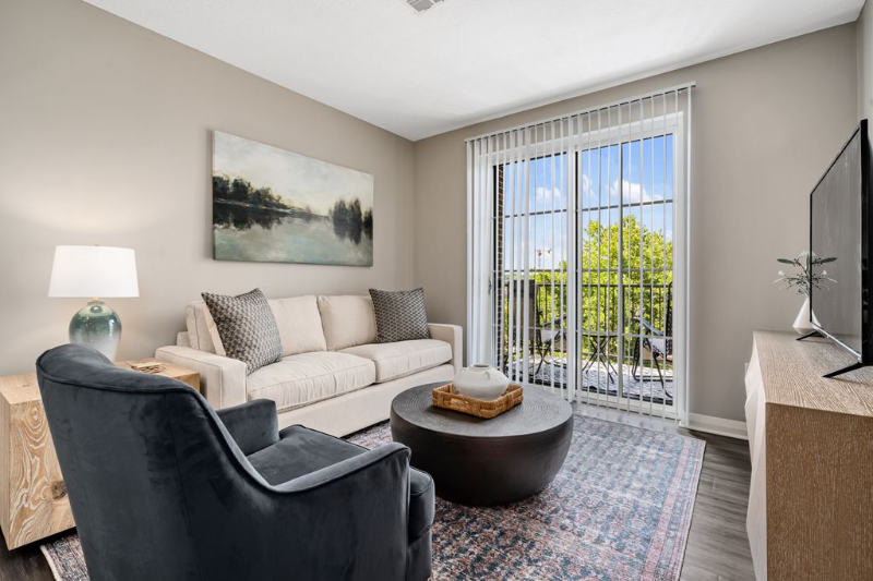401 W Rich St #503