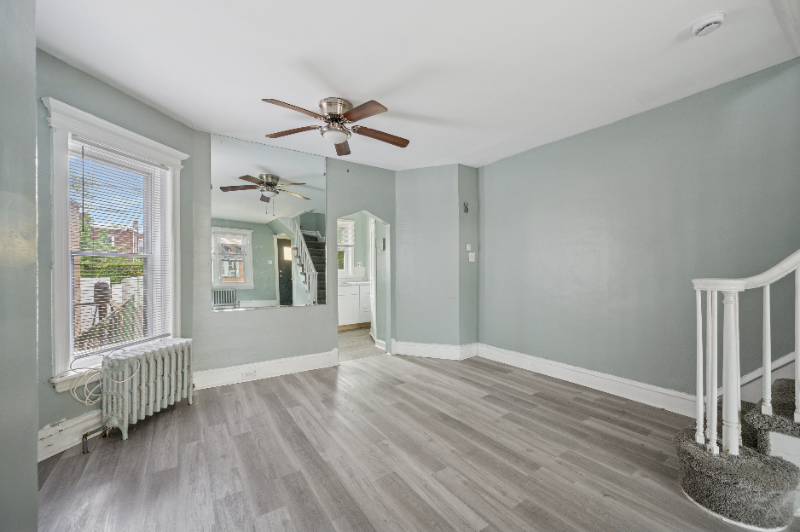 228 N Edgewood St - Photo 5 of 15