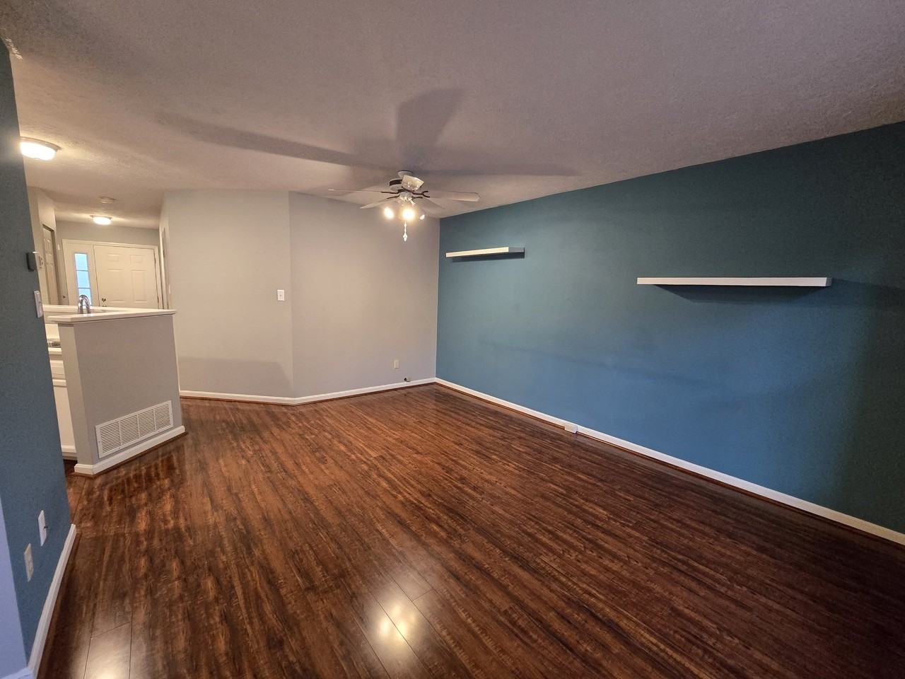 115 Westbrooke Ln - Photo 4 of 16