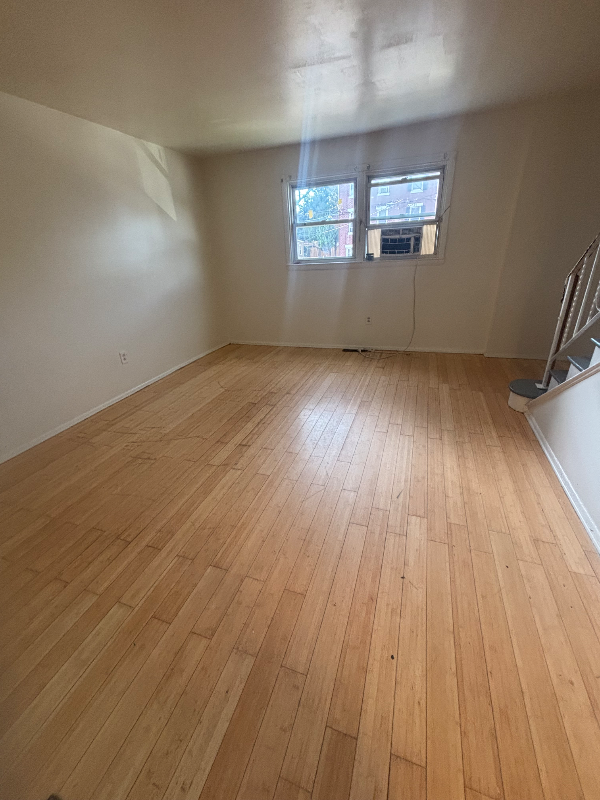 828 George St - Photo 4 of 12